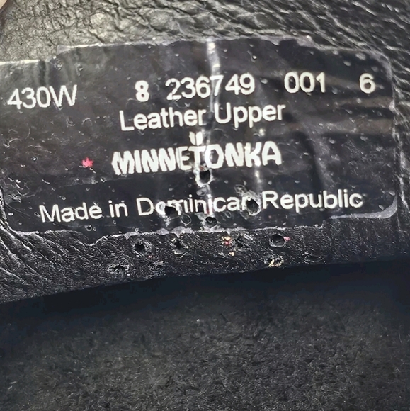 Minnetonka Moccasins Black Suede Leather Upper Studded Slip On Mule size 8 - Picture 8 of 8